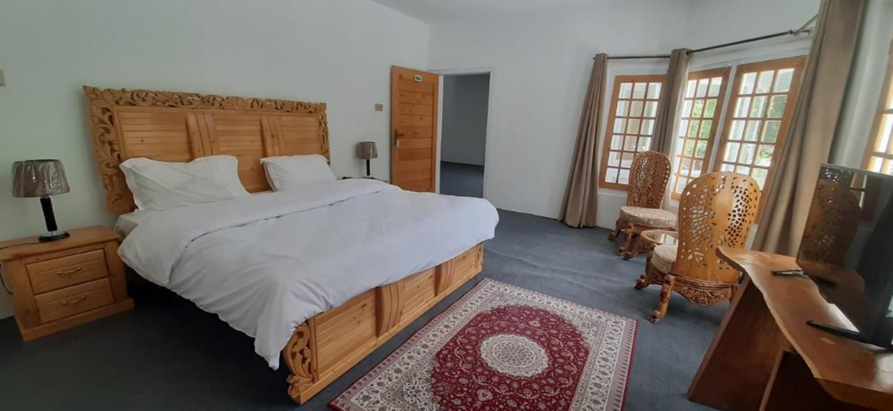 Hotel Reego Скарду Екстер'єр фото
